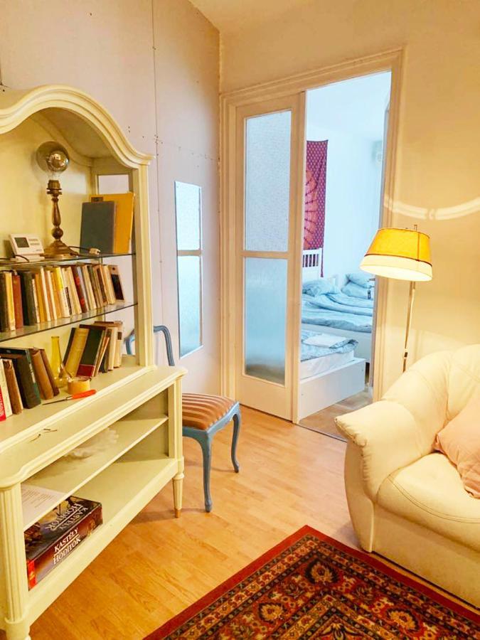 Cargo Rooms And Apartment 부다페스트 외부 사진